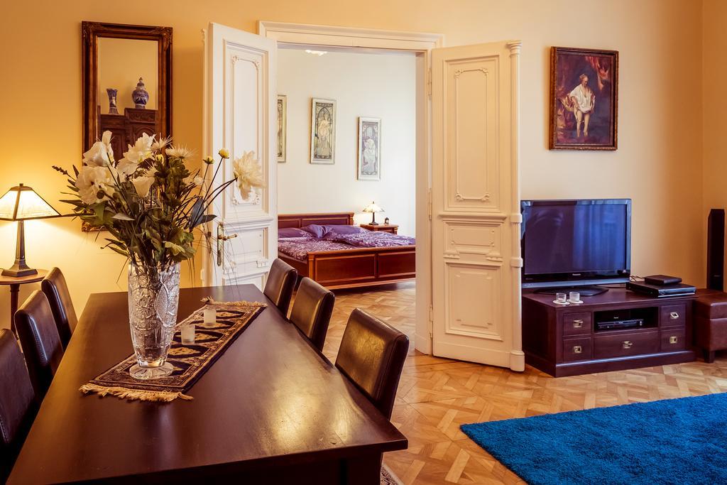 פראג Apartment Vodickova 11 מראה חיצוני תמונה